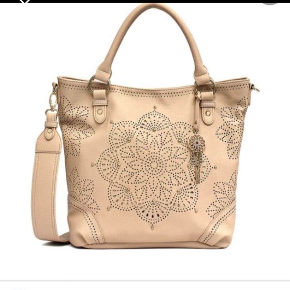 Jessica Simpson beige sun tote